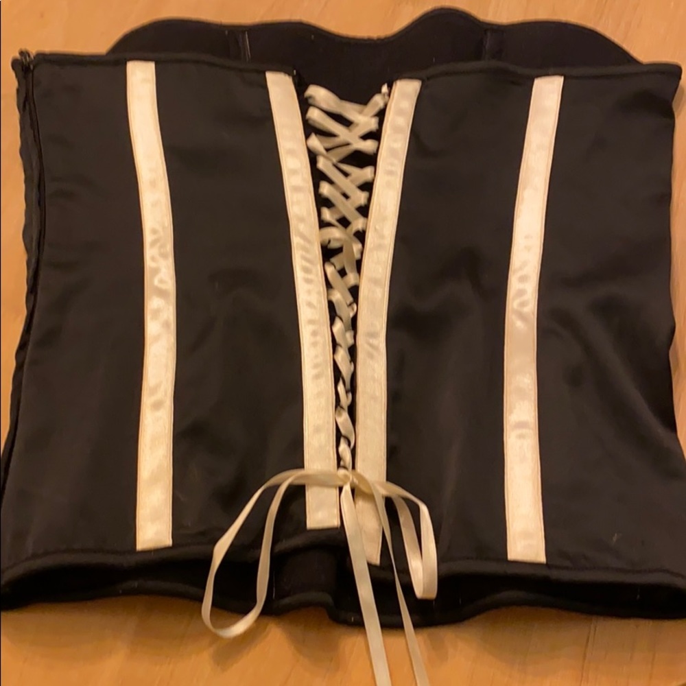 Corset
